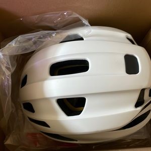NWT brand new Specialized helmet align II medium/large